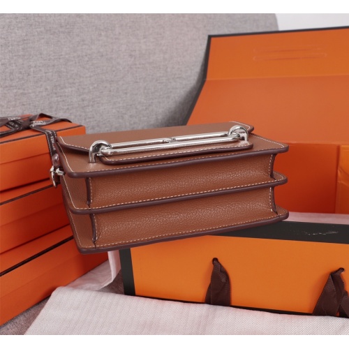 Replica Hermes AAA Quality Messenger Bags For Women #1175016 $108.00 USD for Wholesale