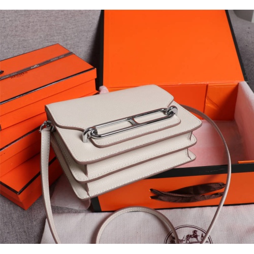 Replica Hermes AAA Quality Messenger Bags For Women #1175020 $108.00 USD for Wholesale