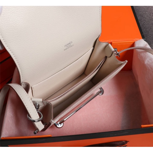 Replica Hermes AAA Quality Messenger Bags For Women #1175020 $108.00 USD for Wholesale