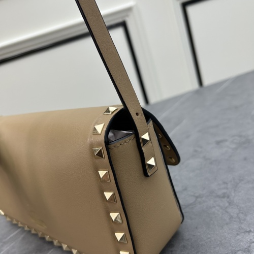 Replica Valentino AAA Quality Messenger Bags For Women #1175418 $98.00 USD for Wholesale