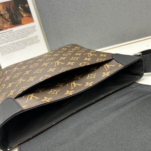 Replica Louis Vuitton AAA Man Messenger Bags #1182617 $80.00 USD for Wholesale