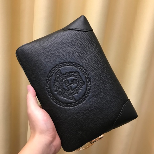 Versace AAA Man Wallets #1182763 $76.00 USD, Wholesale Replica Versace AAA Man Wallets