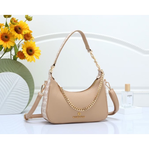 Michael Kors Messenger Bags For Women #1185294 $32.00 USD, Wholesale Replica Michael Kors Messenger Bags