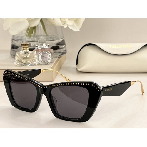 Valentino AAA Quality Sunglasses #1187364 $64.00 USD, Wholesale Replica Valentino AAA Quality Sunglasses