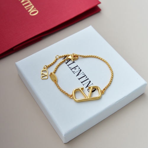 Valentino Bracelets #1191196 $27.00 USD, Wholesale Replica Valentino Bracelets