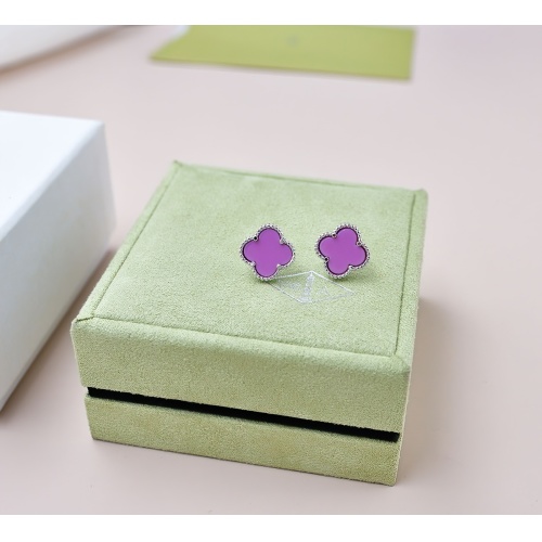 Van Cleef &amp; Arpels Earrings For Women #1191317 $15.00 USD, Wholesale Replica Van Cleef &amp; Arpels Earrings