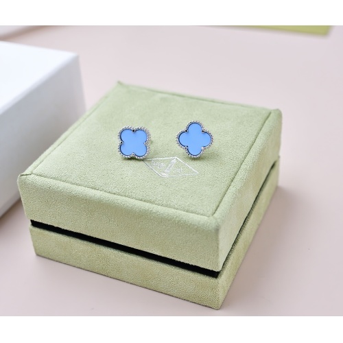 Van Cleef &amp; Arpels Earrings For Women #1191322 $15.00 USD, Wholesale Replica Van Cleef &amp; Arpels Earrings