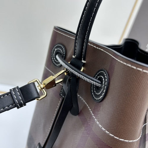 Replica Burberry AAA Quality Messenger Bags For Women #1191688 $108.00 USD for Wholesale