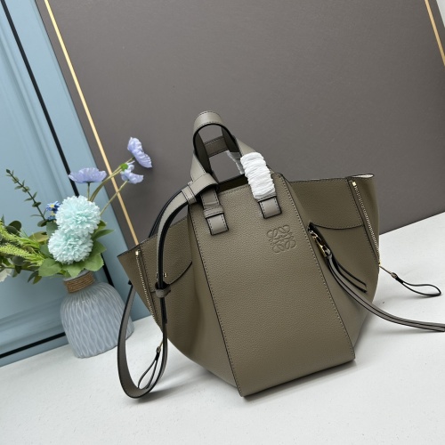 LOEWE AAA Quality Handbags For Women #1191988 $150.00 USD, Wholesale Replica LOEWE AAA Quality Handbags