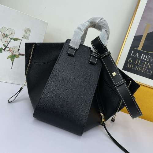 LOEWE AAA Quality Handbags For Women #1191989 $150.00 USD, Wholesale Replica LOEWE AAA Quality Handbags