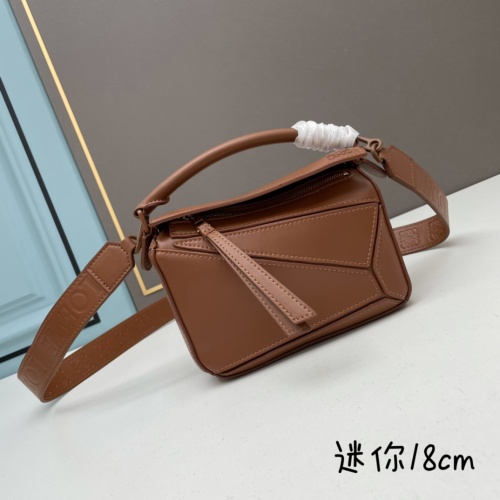 LOEWE AAA Quality Messenger Bags For Women #1192001 $115.00 USD, Wholesale Replica LOEWE AAA Messenger Bags