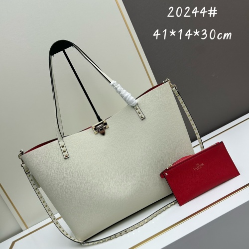 Valentino AAA Quality Shoulder Bags For Women #1192182 $102.00 USD, Wholesale Replica Valentino AAA Quality Shoulder Bags