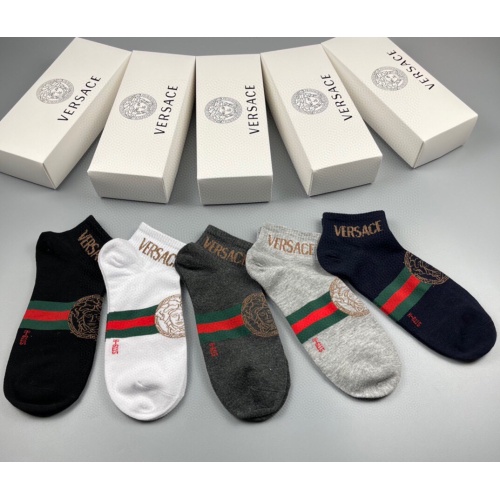 Versace Socks #1192980 $29.00 USD, Wholesale Replica Versace Socks