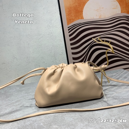 Replica Bottega Veneta BV AAA Quality Messenger Bags For Women #1193281 $96.00 USD for Wholesale