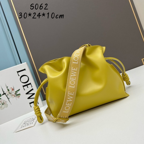 LOEWE AAA Quality Messenger Bags For Women #1193458 $170.00 USD, Wholesale Replica LOEWE AAA Quality Messenger Bags