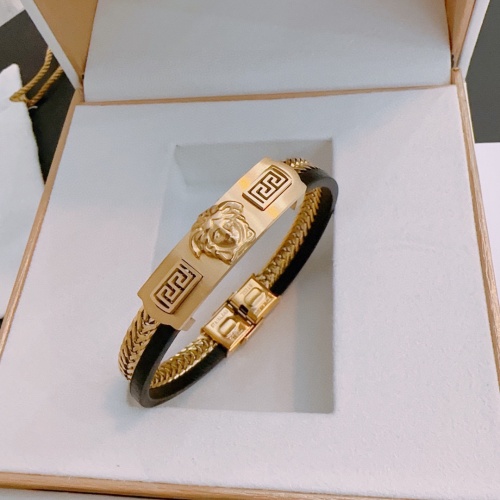 Versace Bracelets #1204683 $45.00 USD, Wholesale Replica Versace Bracelets