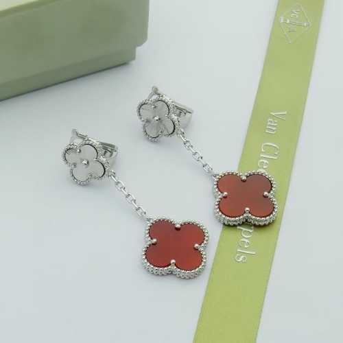 Van Cleef &amp; Arpels Earrings For Women #1205601 $34.00 USD, Wholesale Replica Van Cleef &amp; Arpels Earrings