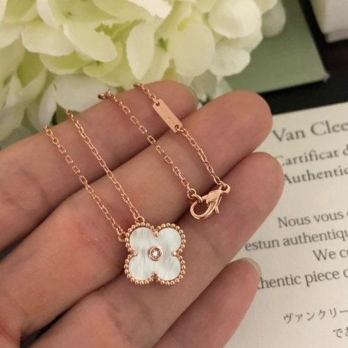 Van Cleef &amp; Arpels Necklaces For Women #1205663 $25.00 USD, Wholesale Replica Van Cleef &amp; Arpels Necklaces