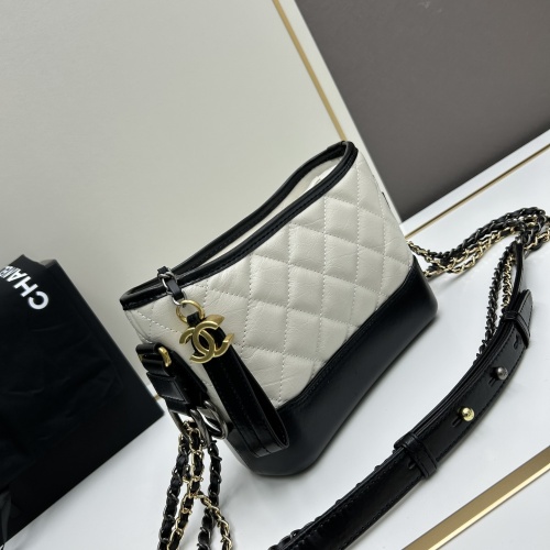 Replica Chanel AAA Quality Messenger Bags For Women #1208077 $92.00 USD for Wholesale