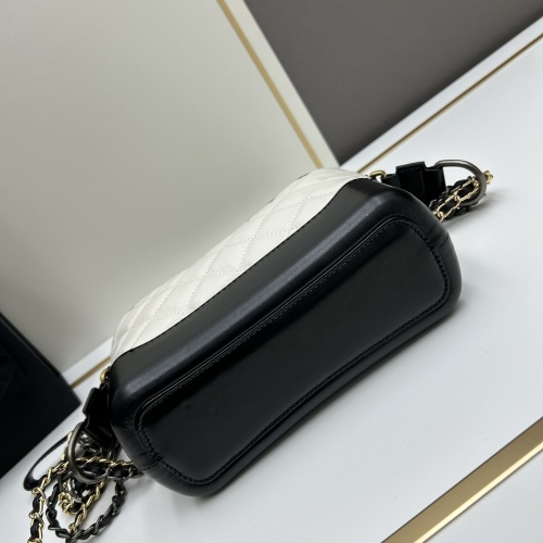 Replica Chanel AAA Quality Messenger Bags For Women #1208077 $92.00 USD for Wholesale