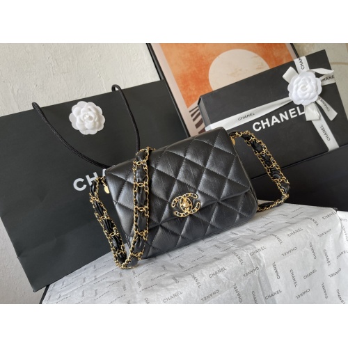 Replica Chanel AAA Quality Messenger Bags For Women #1208139 $115.00 USD for Wholesale