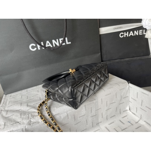 Replica Chanel AAA Quality Handbags For Women #1208204 $115.00 USD for Wholesale