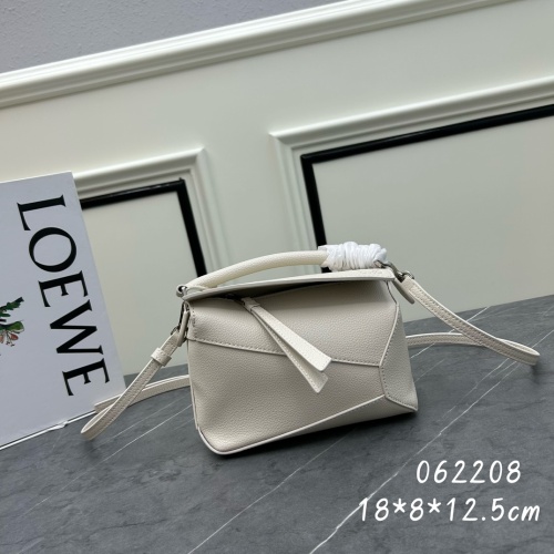 LOEWE AAA Quality Messenger Bags For Women #1208873 $122.00 USD, Wholesale Replica LOEWE AAA Messenger Bags