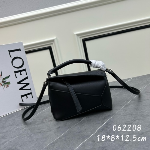 LOEWE AAA Quality Messenger Bags For Women #1208877 $122.00 USD, Wholesale Replica LOEWE AAA Messenger Bags