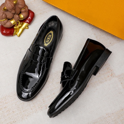 Replica TOD'S Oxfords Shoes For Men #1209654 $80.00 USD for Wholesale