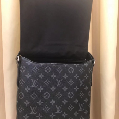 Replica Louis Vuitton AAA Man Messenger Bags #1209738 $102.00 USD for Wholesale