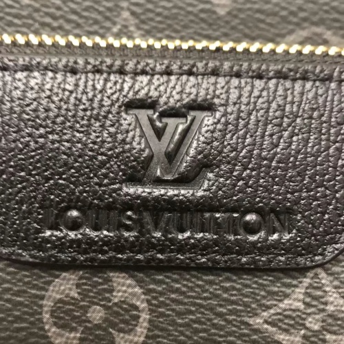 Replica Louis Vuitton AAA Man Messenger Bags #1209748 $92.00 USD for Wholesale