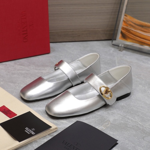 Valentino Flat Shoes For Women #1210333 $108.00 USD, Wholesale Replica Valentino Flat Shoes