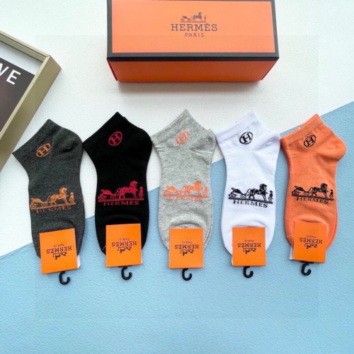 Hermes Socks #1210461 $27.00 USD, Wholesale Replica Hermes Socks