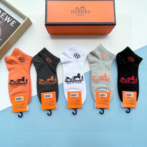 Replica Hermes Socks #1210461 $27.00 USD for Wholesale