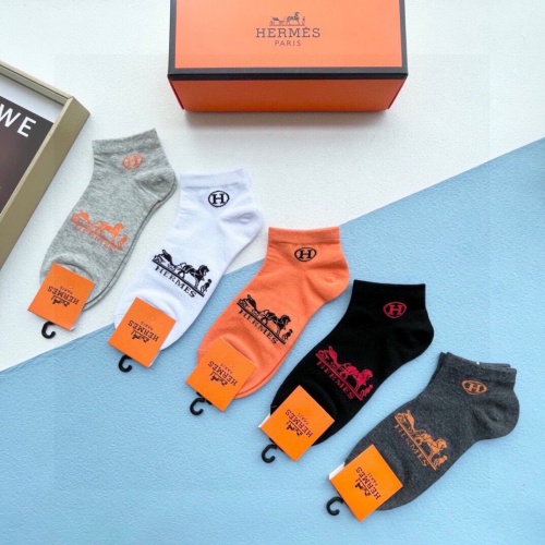 Replica Hermes Socks #1210461 $27.00 USD for Wholesale