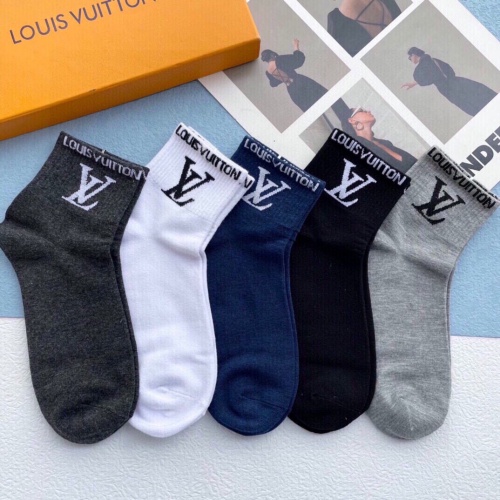 Replica Louis Vuitton LV Socks #1210462 $29.00 USD for Wholesale