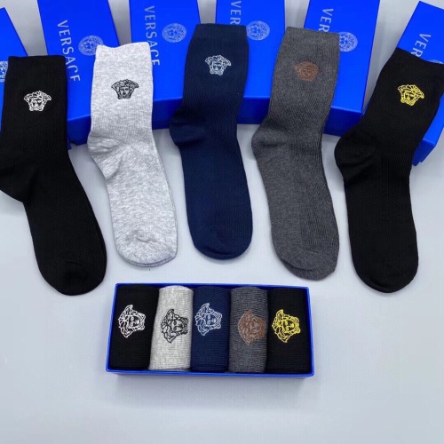 Versace Socks #1210467 $29.00 USD, Wholesale Replica Versace Socks