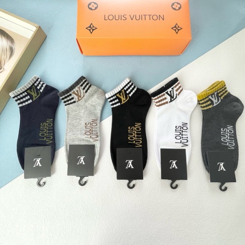 Louis Vuitton LV Socks #1212750 $27.00 USD, Wholesale Replica Louis Vuitton LV Socks