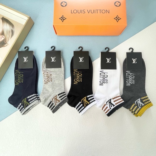 Replica Louis Vuitton LV Socks #1212750 $27.00 USD for Wholesale