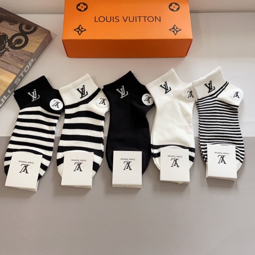 Louis Vuitton LV Socks #1212758 $27.00 USD, Wholesale Replica Louis Vuitton LV Socks