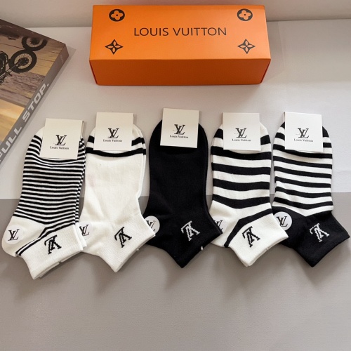 Replica Louis Vuitton LV Socks #1212758 $27.00 USD for Wholesale