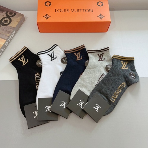 Replica Louis Vuitton LV Socks #1212759 $27.00 USD for Wholesale