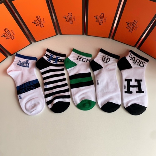 Hermes Socks #1212775 $27.00 USD, Wholesale Replica Hermes Socks