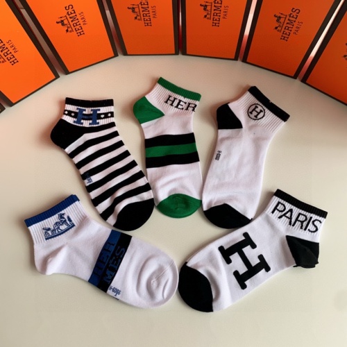 Replica Hermes Socks #1212775 $27.00 USD for Wholesale