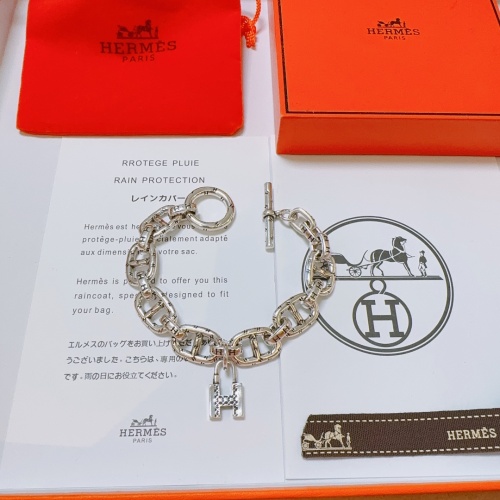 Replica Hermes Bracelets #1213392 $52.00 USD for Wholesale