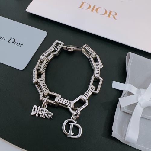 Christian Dior Bracelets #1213528 $64.00 USD, Wholesale Replica Christian Dior Bracelets