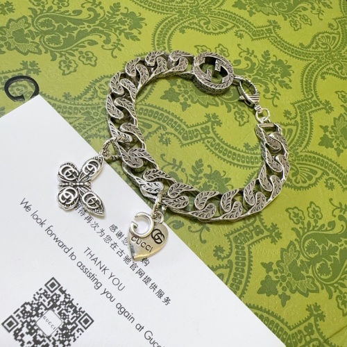 Replica Gucci Bracelets For Unisex #1213586 $52.00 USD for Wholesale