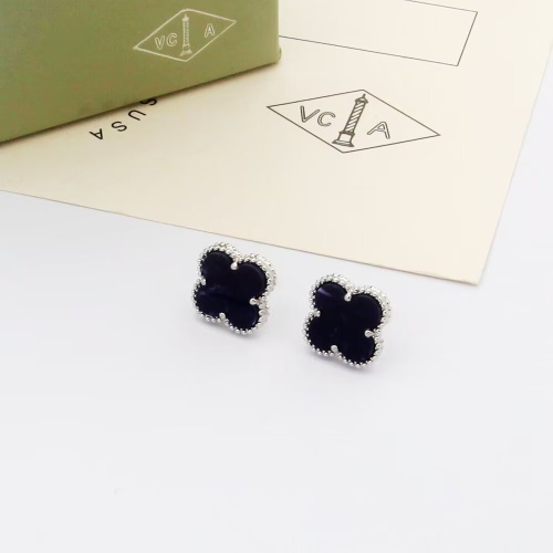 Van Cleef &amp; Arpels Earrings For Women #1213819 $25.00 USD, Wholesale Replica Van Cleef &amp; Arpels Earrings