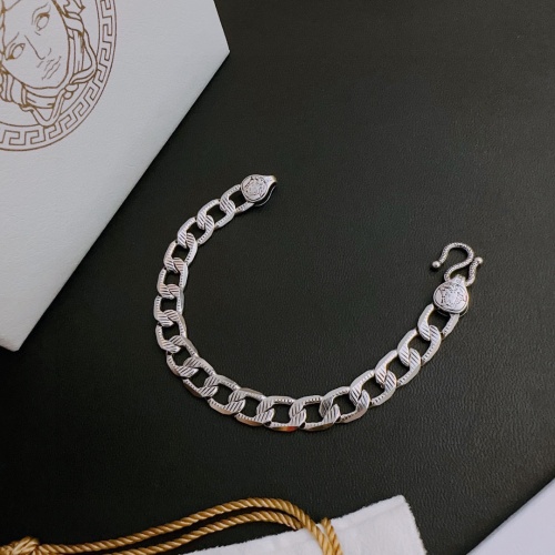 Versace Bracelets #1214548 $45.00 USD, Wholesale Replica Versace Bracelets