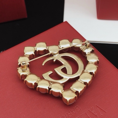 Replica Gucci Brooches For Women #1214905 $32.00 USD for Wholesale